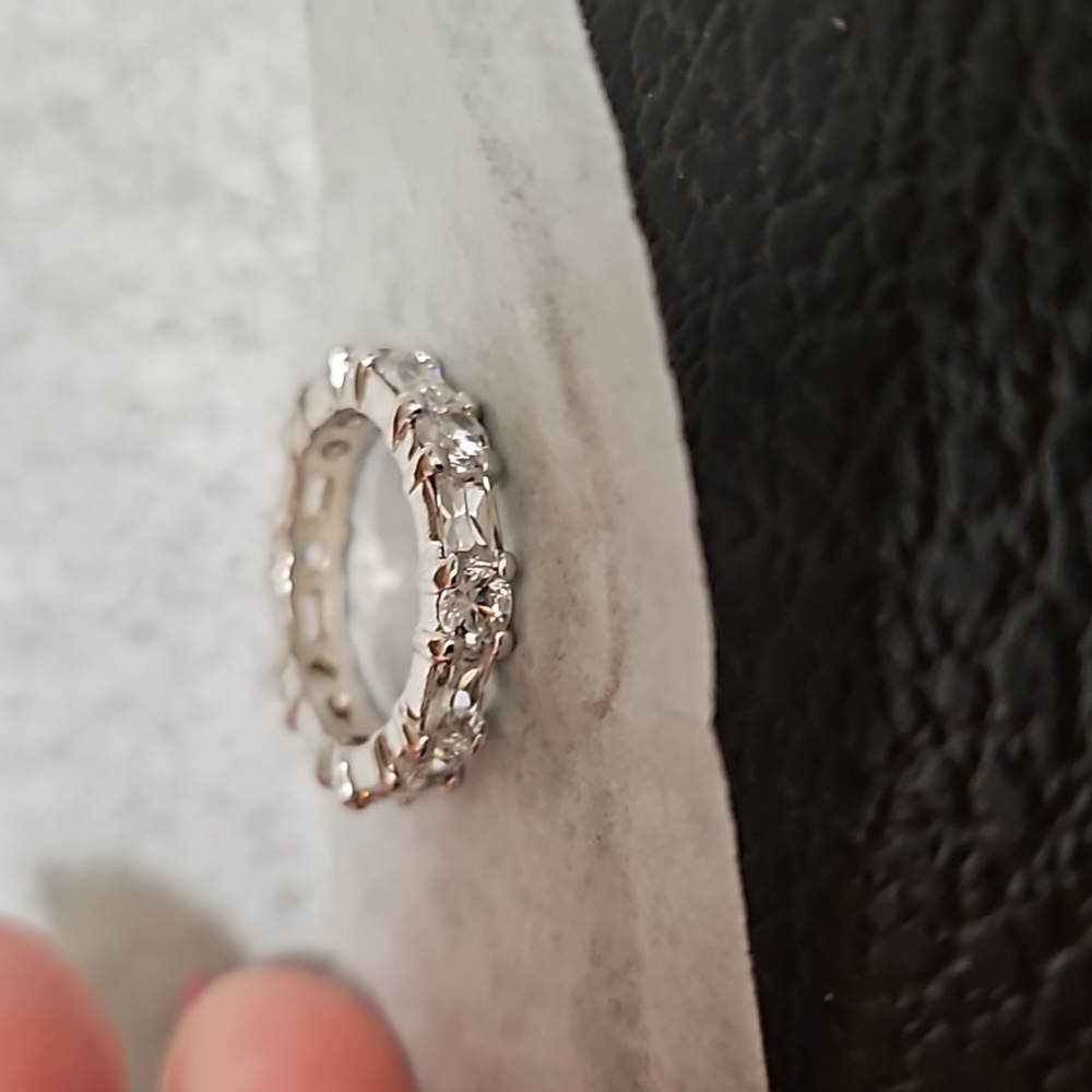 Jewelry - Picture 2 of 2